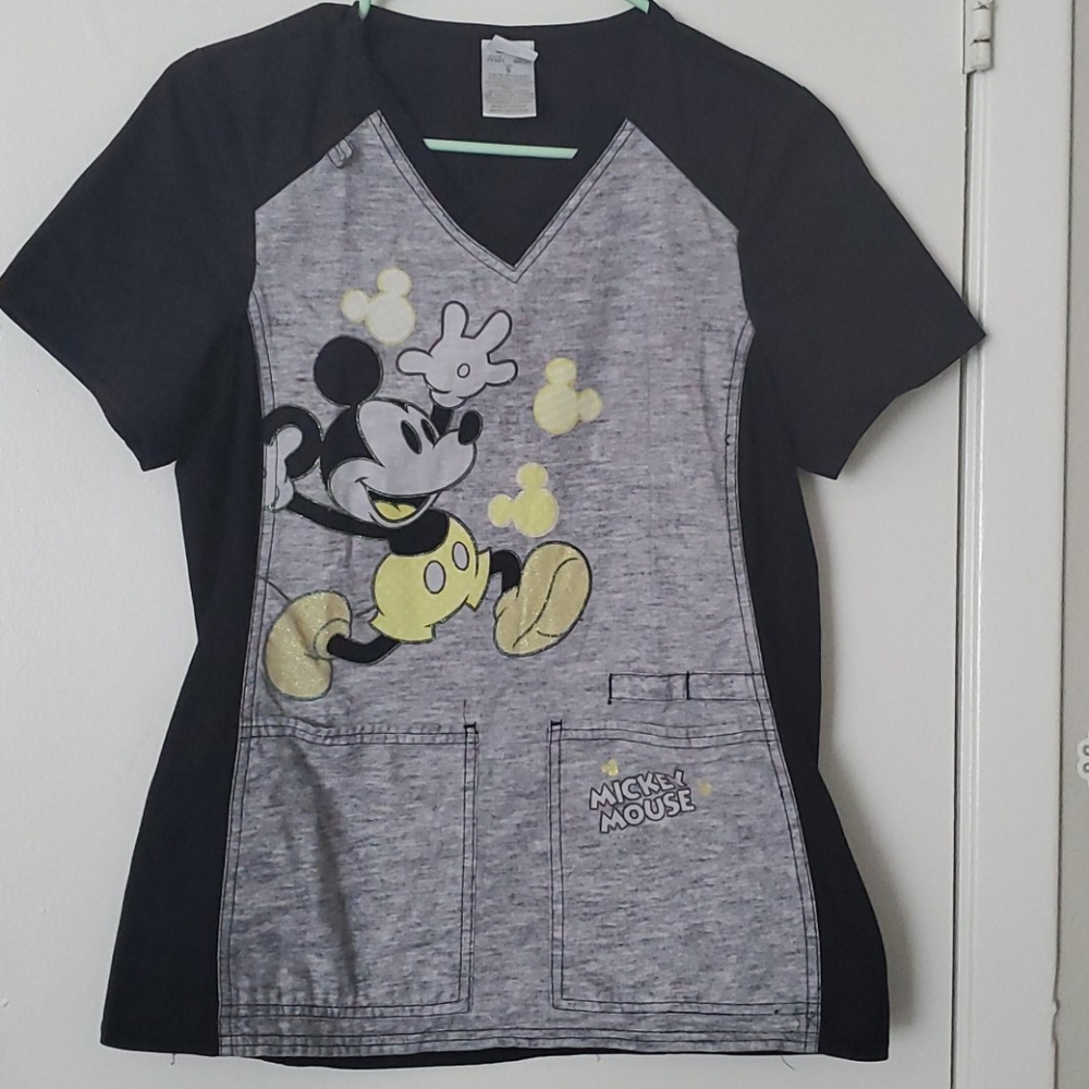 Disney top scrub